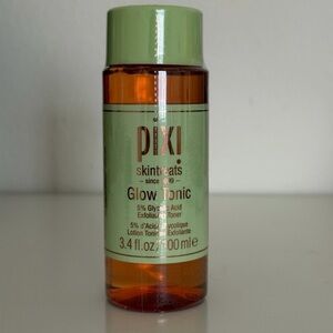 Pixi Glow Tonic with Green Cap and Orange Hue